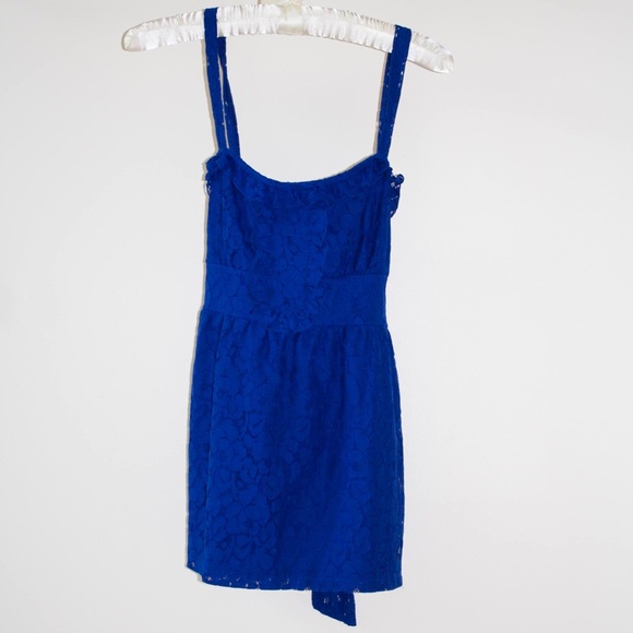 The Limited Cobalt Blue Lace Top - Picture 3 of 13